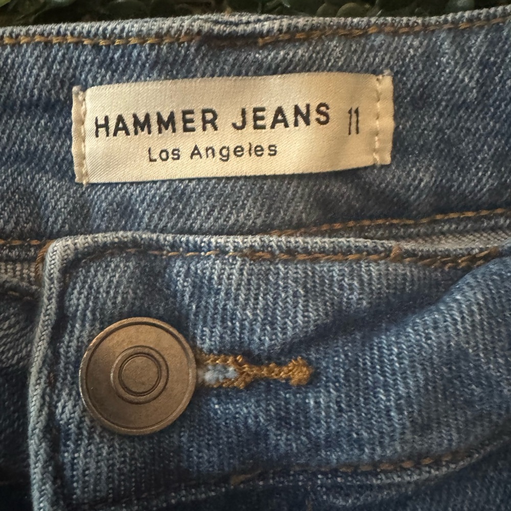 🔥5/$30🔥HAMMER DISTRESSED HI RISE CROP JEANS - Picture 3 of 6